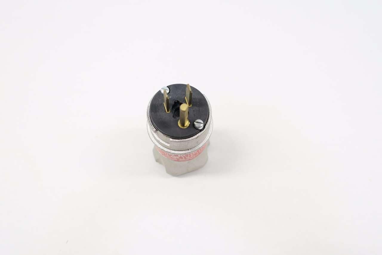 ECP1523 - Appleton - 15A 3-Pole 2-Wire 125V Plug