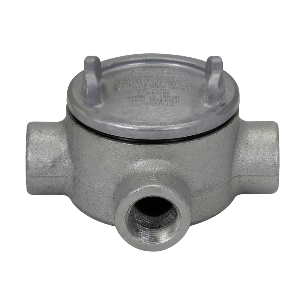 GUAT59SA - Eaton Crouse-Hinds Series - 1-1/2" Condulet GUA Conduit Outlet Box with Cover