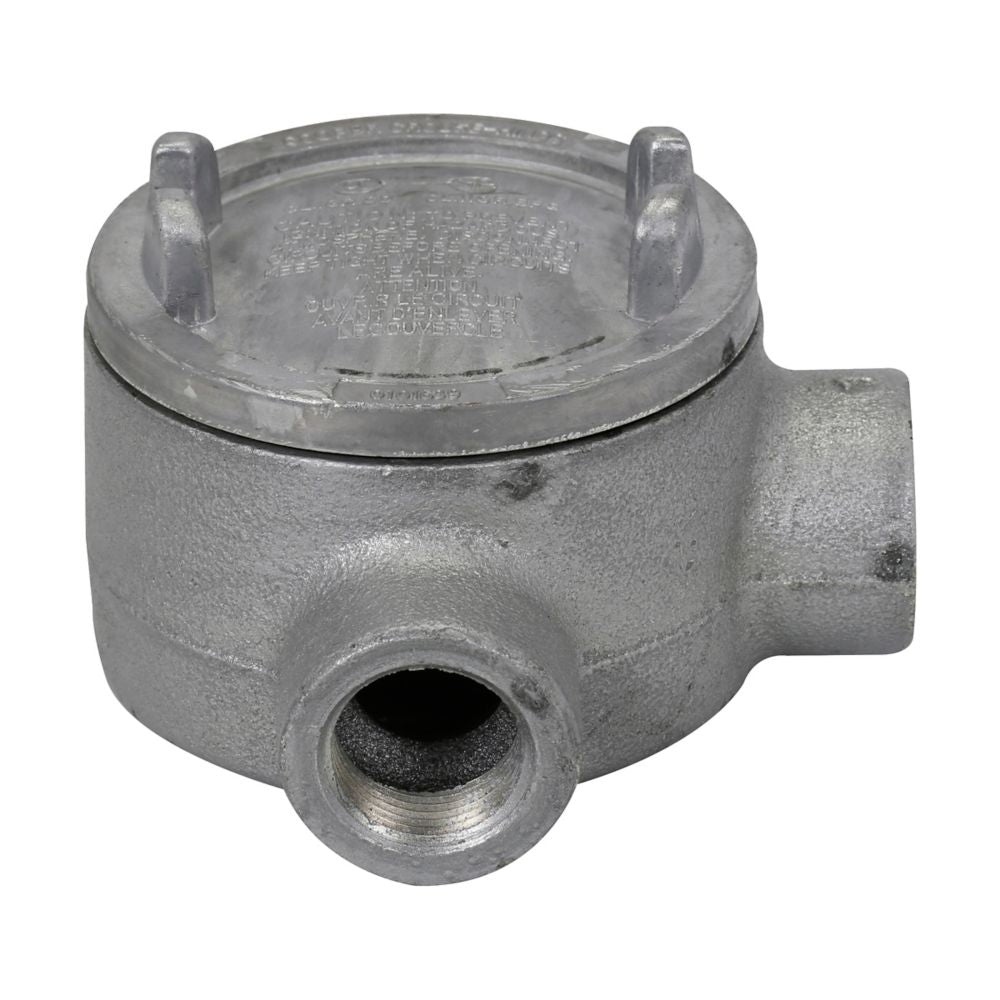 GUAL26SA - Eaton Crouse-Hinds Series - 3/4" Condulet GUA Conduit Outlet Box with Cover