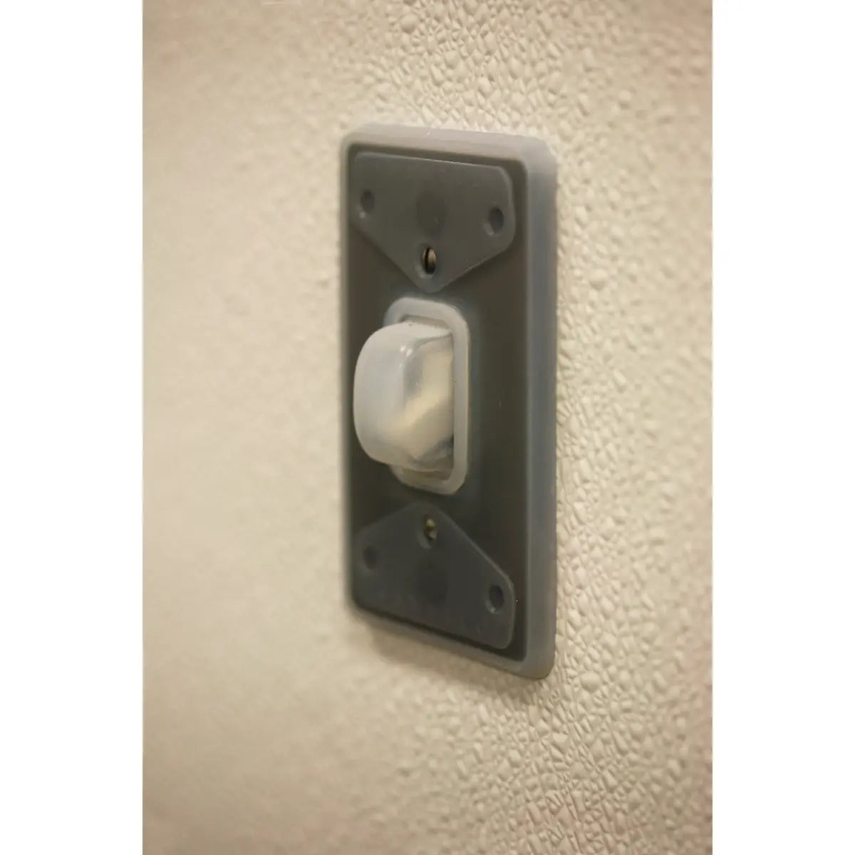 HBL1795 - Hubbell Wiring Device-Kellems - 1-Gang Weatherproof Cover PresSwitch Standard Size Clear Silicone