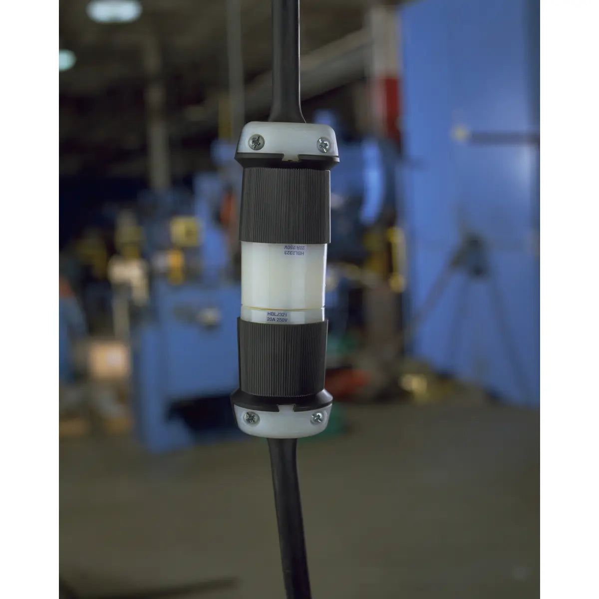 HBL2321 - Hubbell Wiring Device-Kellems - 20A 250V 2-Pole 3-Wire Grounding Twist-lock Device with Male Plug