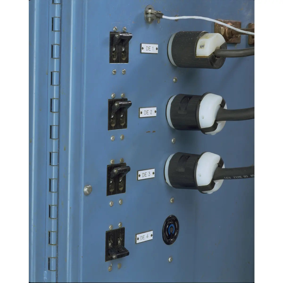 HBL2621 - Hubbell Wiring Device-Kellems - 30A Male Plug Industrial Twist-Lock Locking Devices